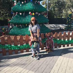 Meet your Posher, Crystal